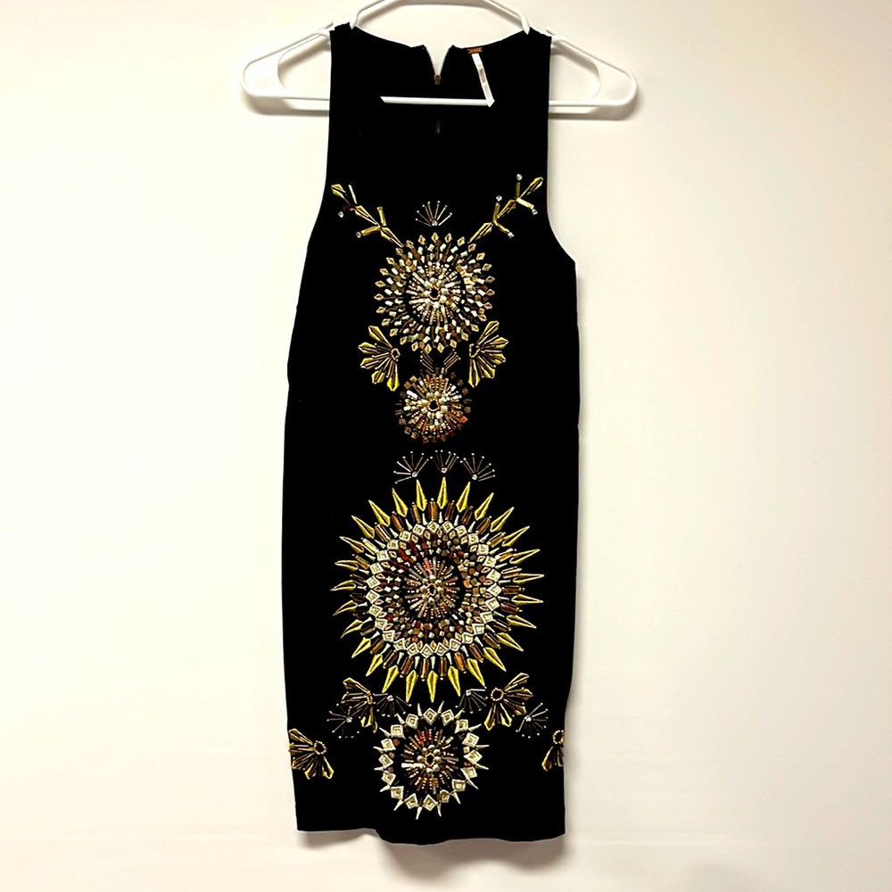 Free People Mini - Size 4